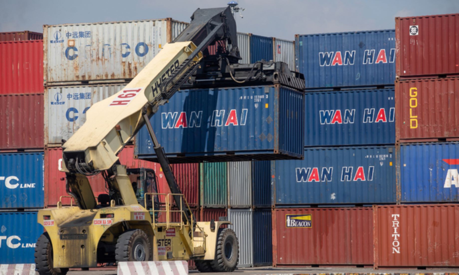 Vietnam’s Year-End Export Growth Forecast To Slow Down