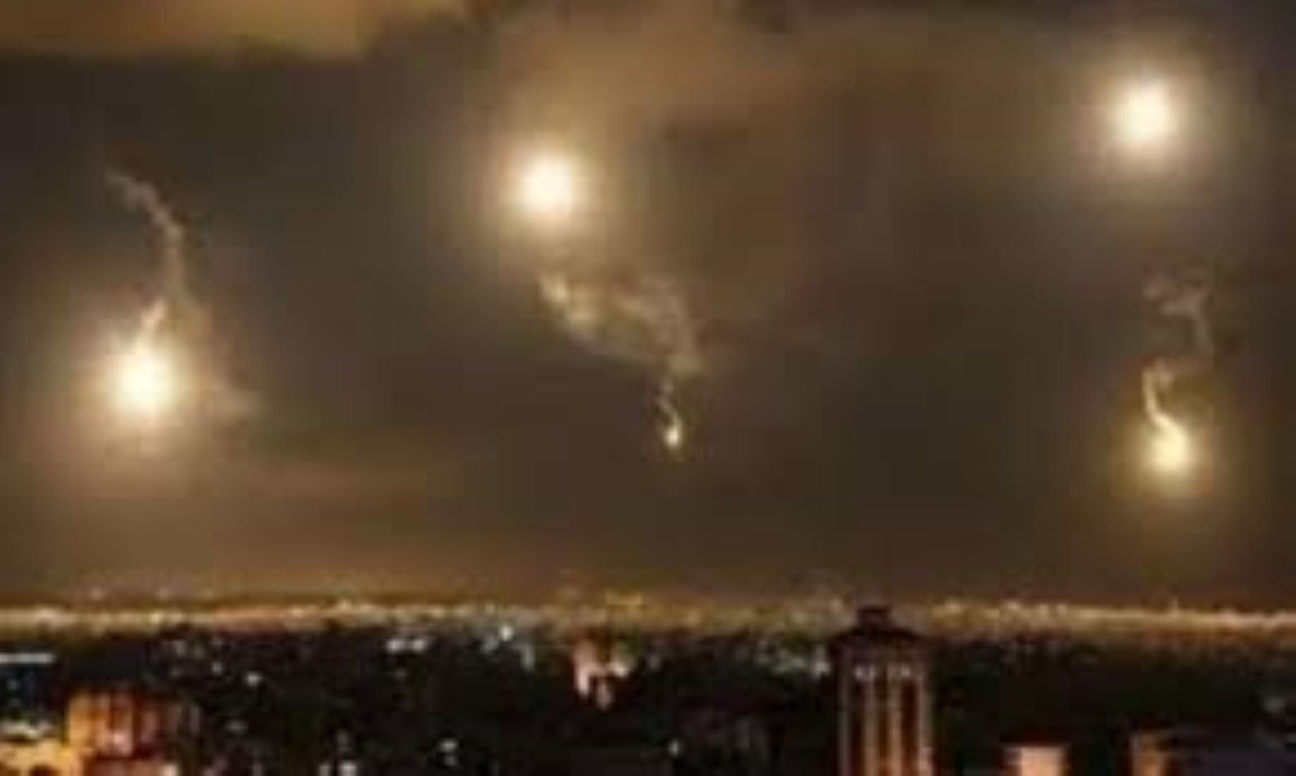 Israeli Missile Strike Targeted Sites Around Syrian Capital