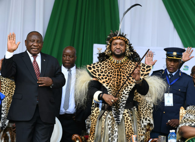 Mega party as South Africa crowns new Zulu king