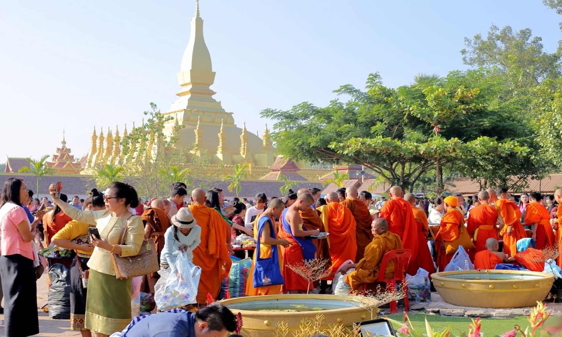 Laos To Resume That Luang Festival To Boost Economic Recovery