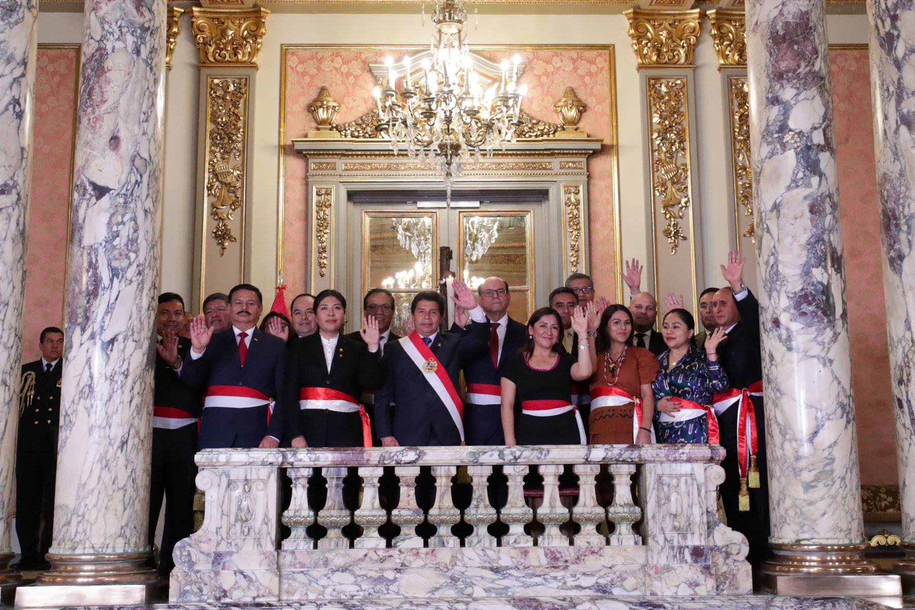 Peru: New ministerial cabinet sworn in