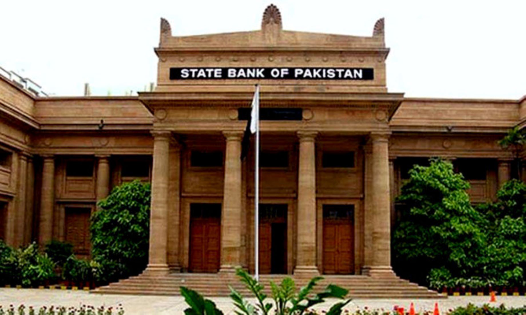 Pakistan’s Current Account Deficit Narrowed 68 Percent In Oct: Central Bank