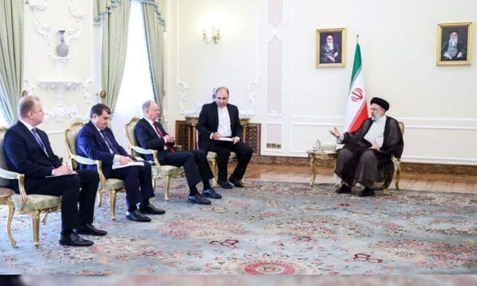 Iranian, Russian Security Officials Discussed Ukraine Crisis, Bilateral Ties