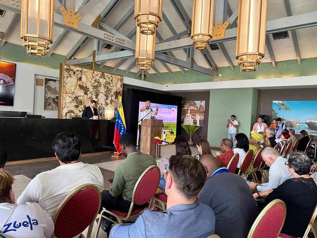 Venezuela opens tourism offices in Russia, Mexico, Cuba and Iran