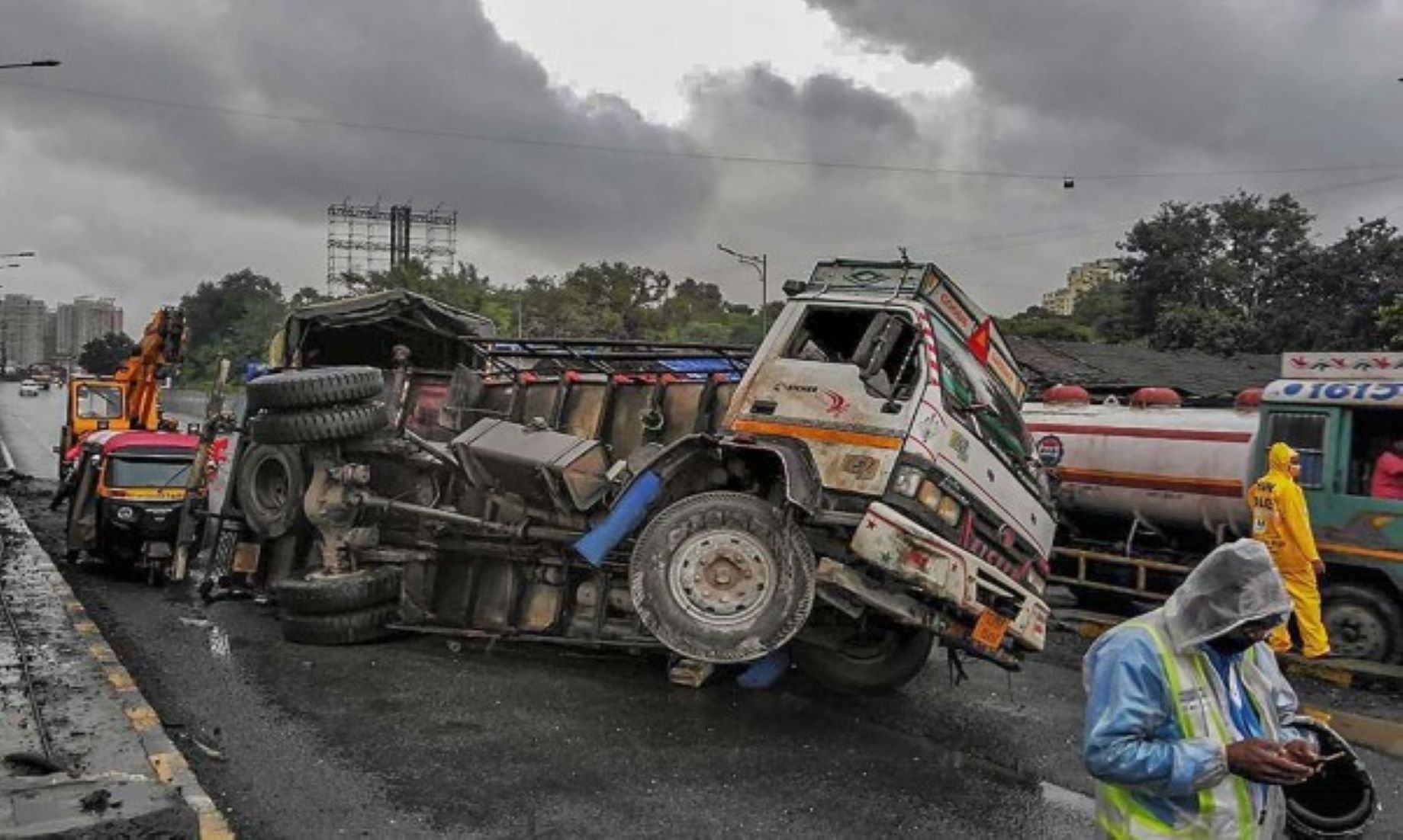 Road Accident Killed Three, Injured 38 In Eastern Uzbekistan