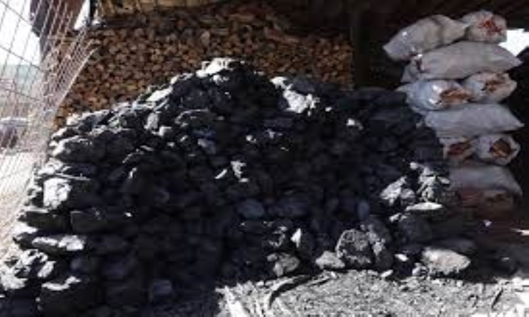 Afghanistan To Subsidise Coal For Residents In Winter