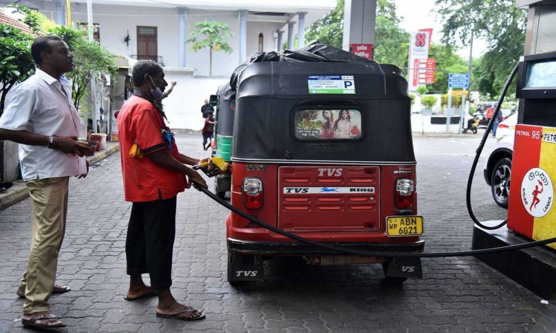 Fuel Consumption In Sri Lanka Dropped 50 Percent In Last Months Of 2022