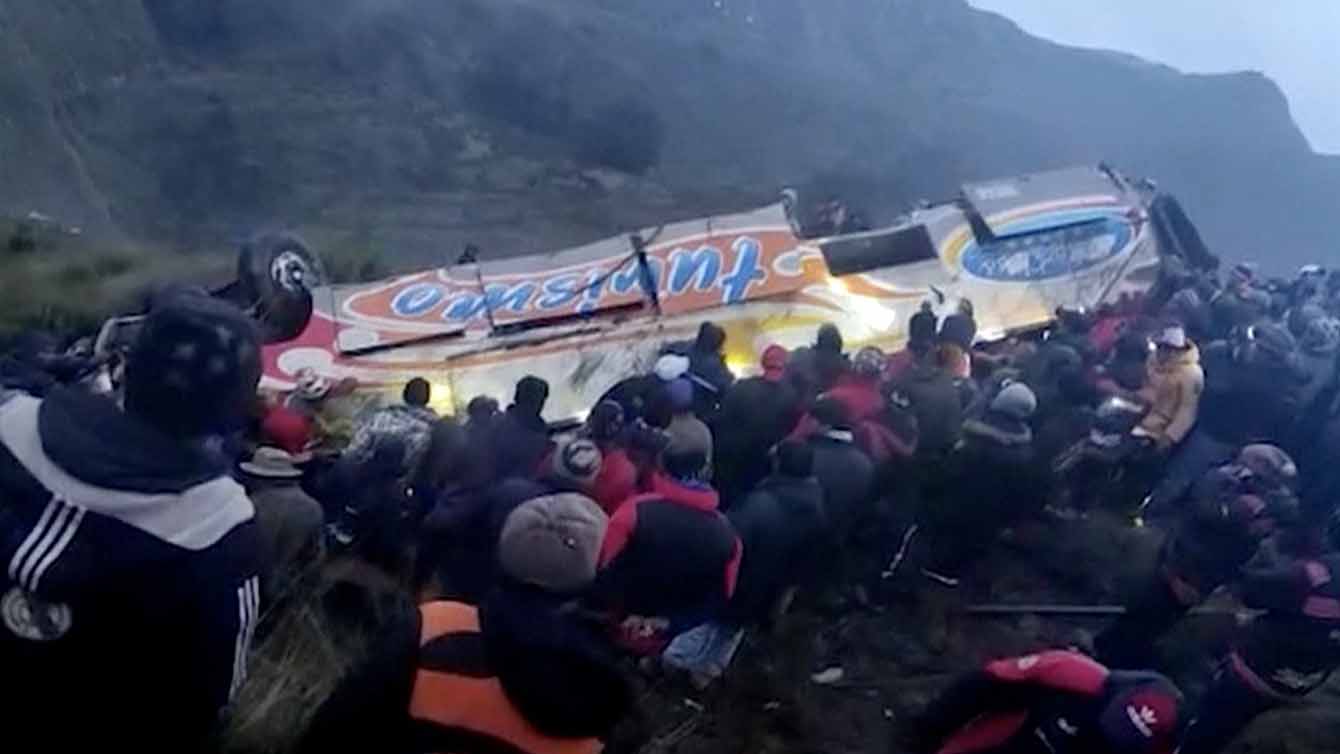 Bolivia: 11 killed, 28 injured after bus plunged into ravine