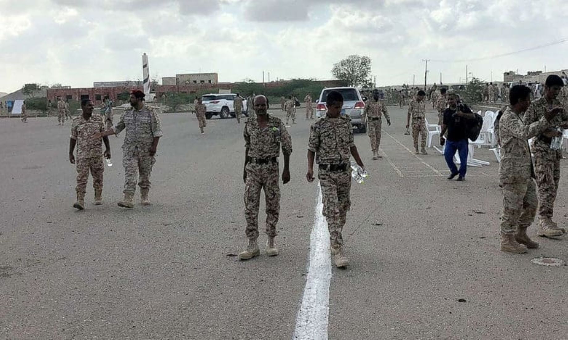 Three Yemeni Soldiers Killed, Eight Wounded In Gunmen Ambush