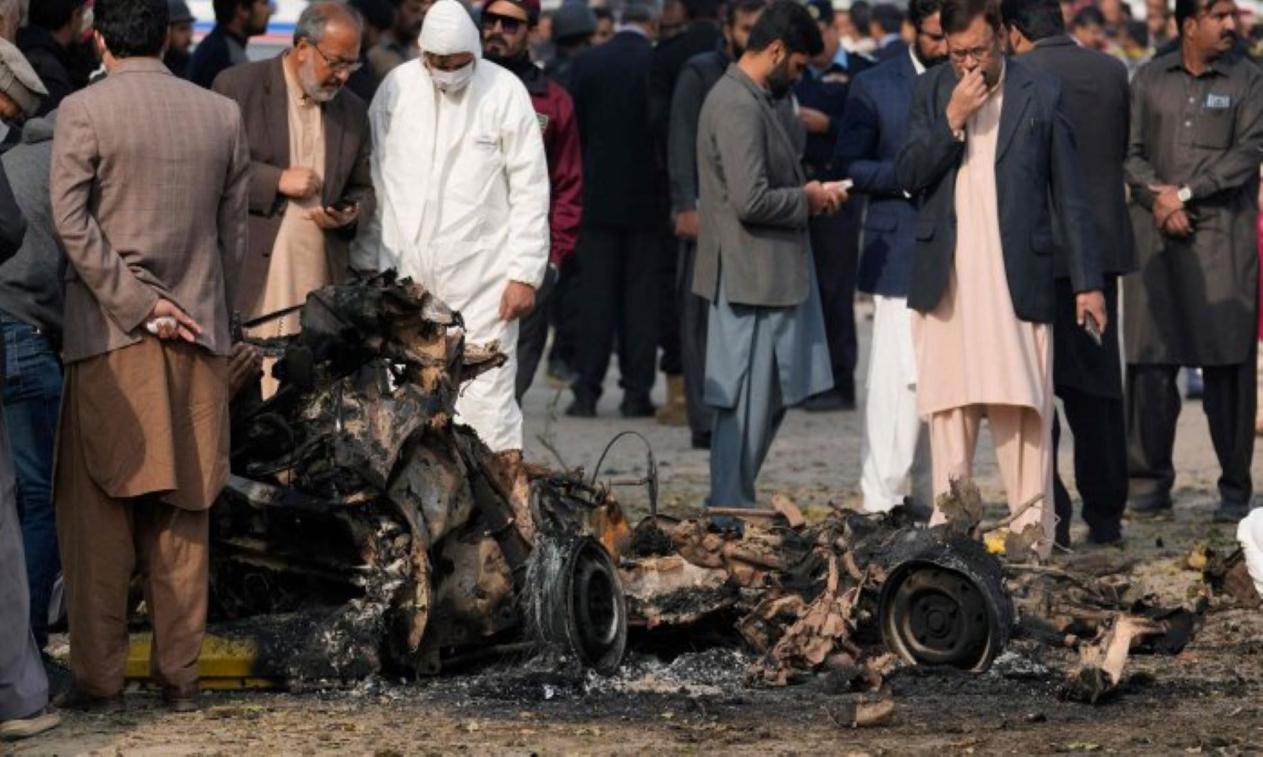 Public Gatherings Banned For Two Weeks In Pakistani Capital Following Suicide Attack