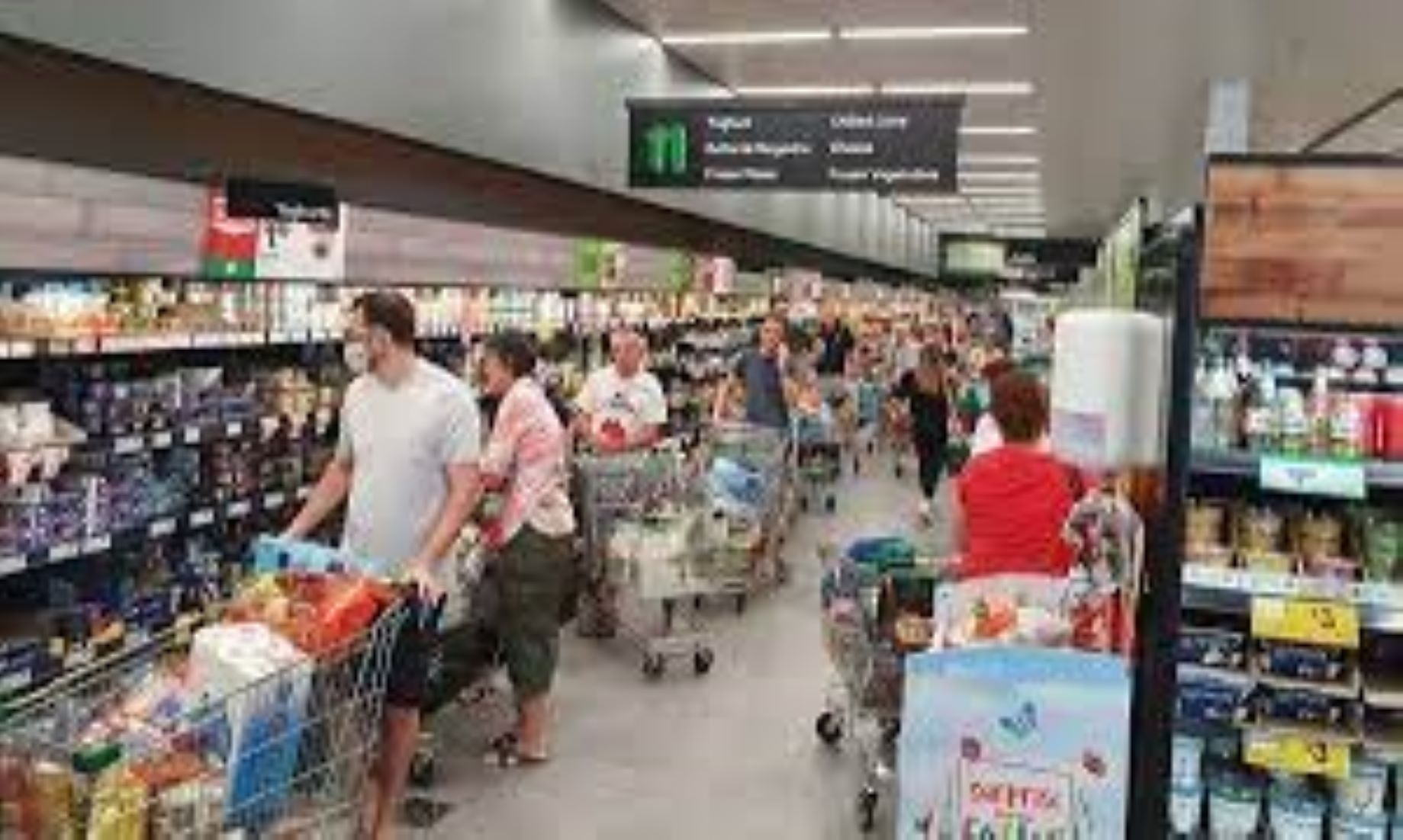 Record Spending Expected As Aussies Usher In Post-Christmas Shopping