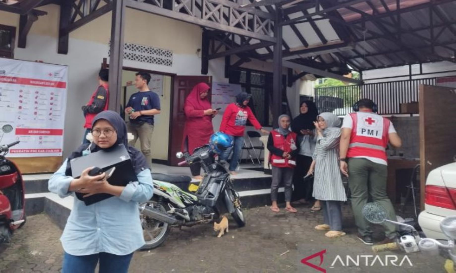 6.1-magnitude earthquake jolted western Indonesia