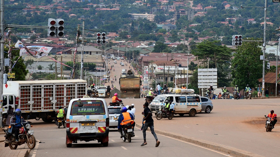 Uganda lifts lockdown in Ebola epicentre