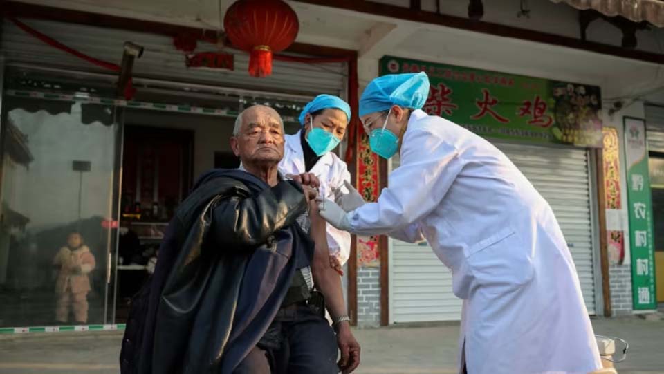 Covid-19: US offers vaccines to China to stem outbreak