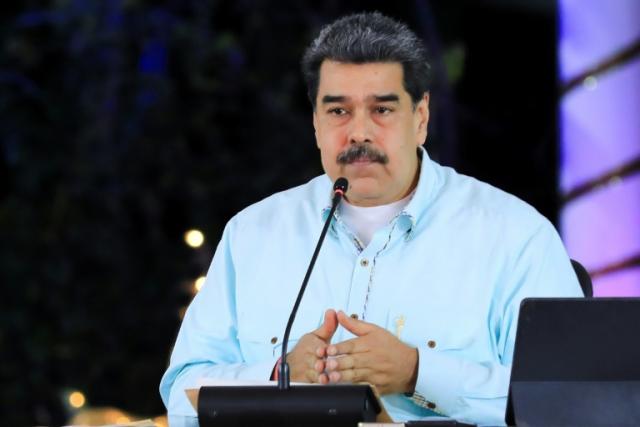 Pres Maduro says Venezuela-Colombia border to completely reopen Jan 1