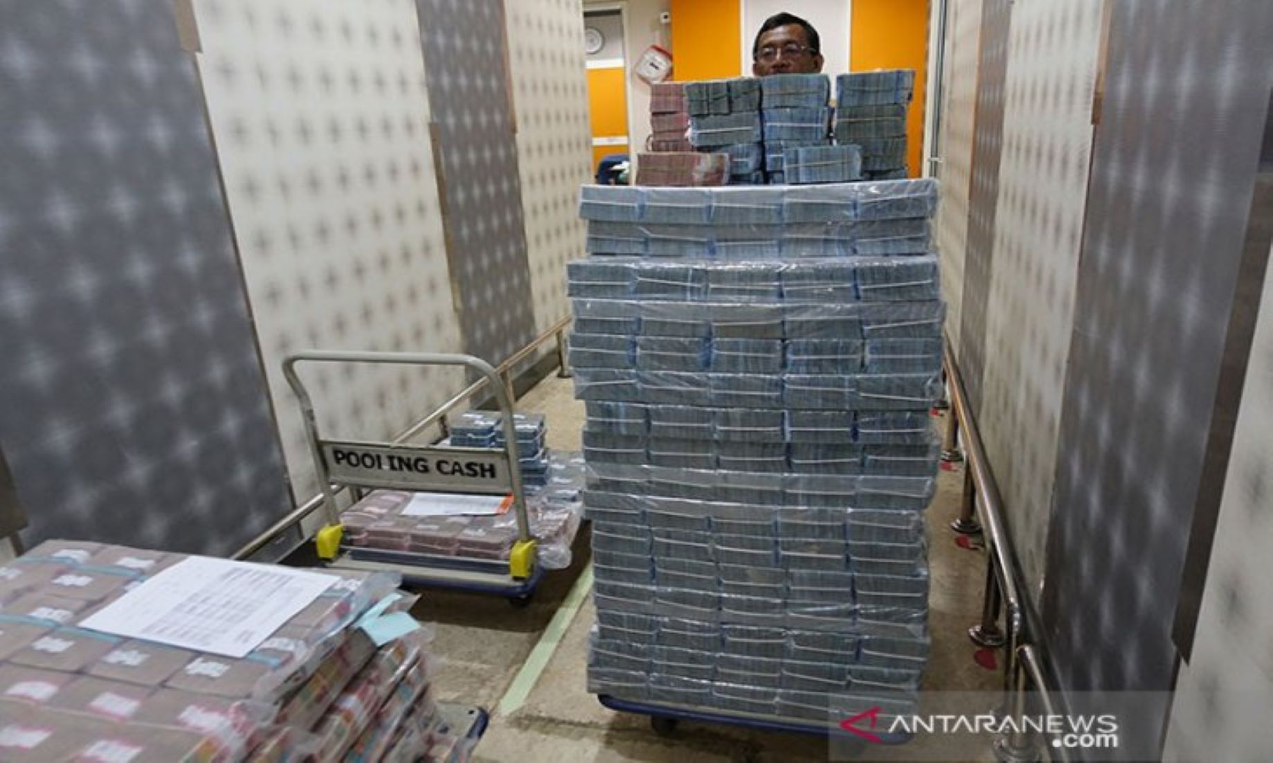 Indonesia’s Forex Reserves Increased To 137.2 Billion USD At Year-End