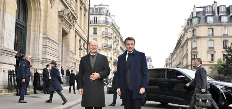 Macron calls on France, Germany to become pioneers of Europe refoundation