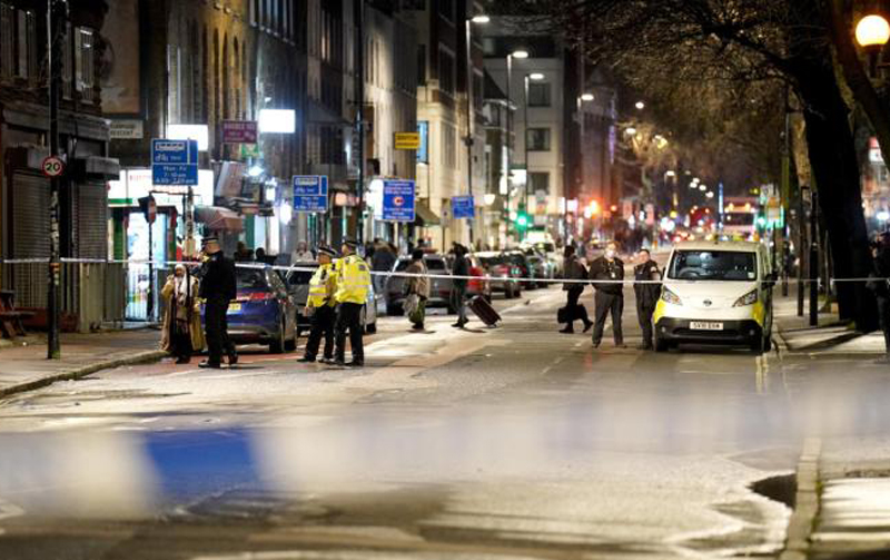 UK: Girl, 7, critical, after shooting outside London church during requiem mass; five others injured