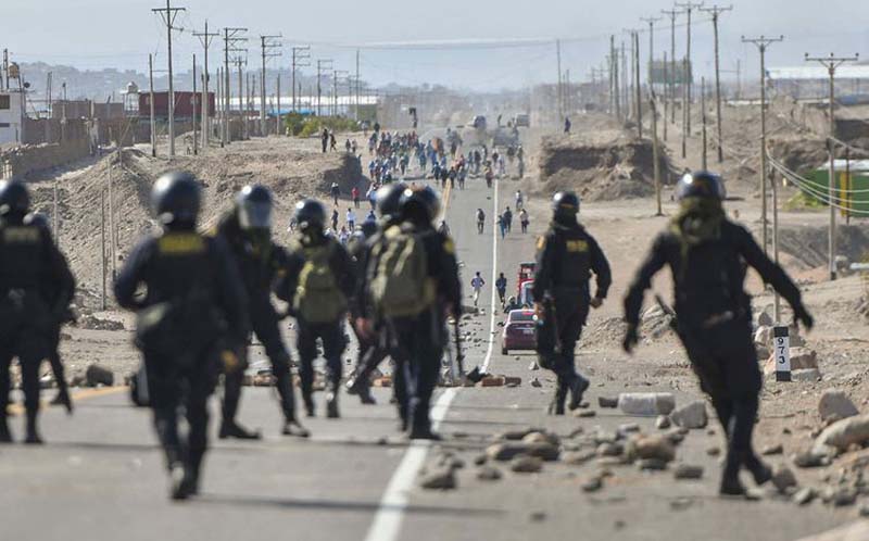 Peru unrest: Peru declares state of emergency in Lima over protests