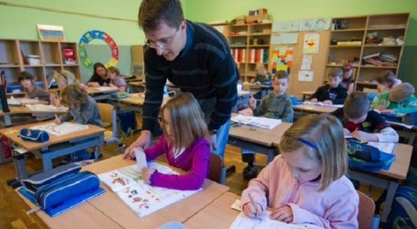 Germany faces biggest teacher shortage in 50 yrs: association