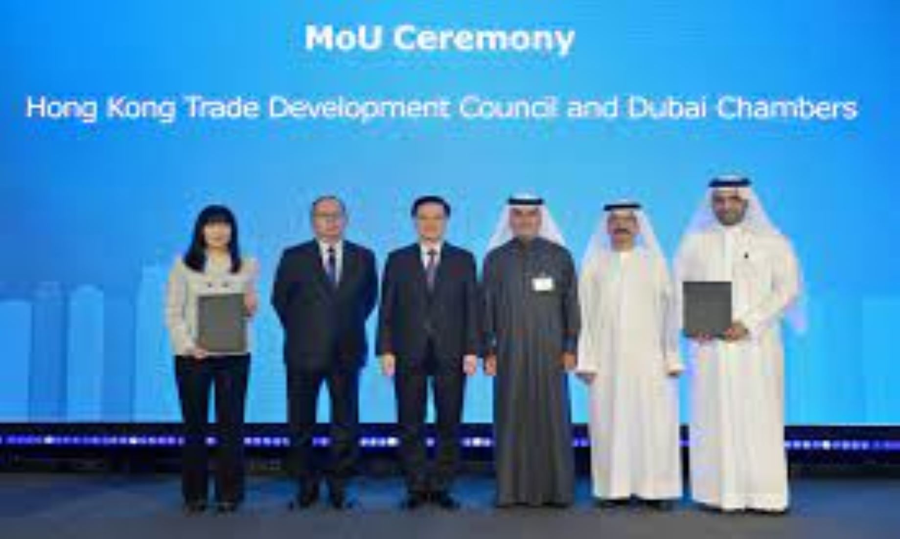 Roundup: UAE Looks Forward To More Investment From Hong Kong