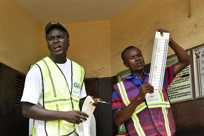 Nigeria’s ruling party wins majority of states in local election