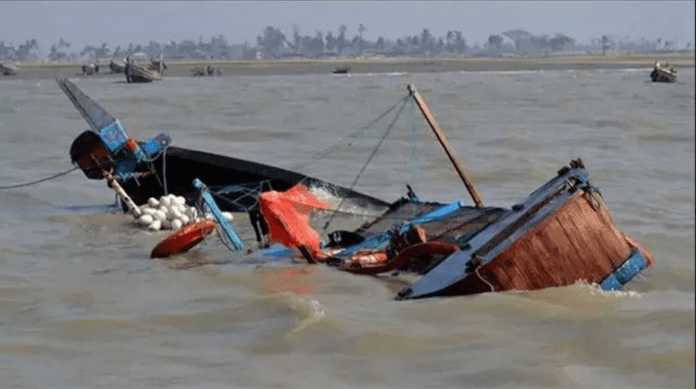 Ghana: 8 persons die in overloaded boat accident on Oti River