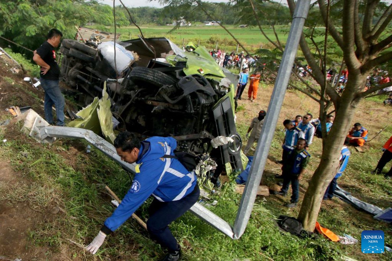 Eight Killed In Multiple Collision On Indonesia’s Central Java Toll Road