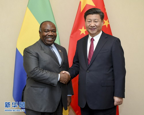 Chinese, Gabonese presidents hold talks