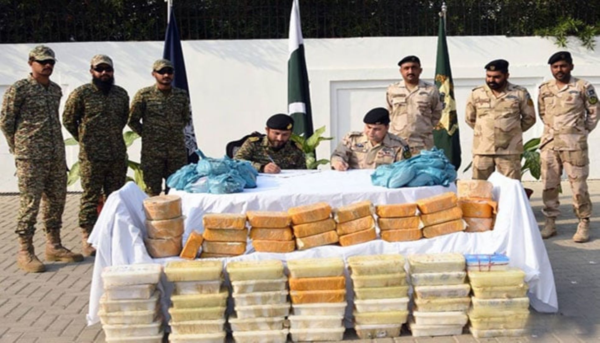 Pakistan’s Anti-Narcotics Force Seized Over 180 Kg Drugs