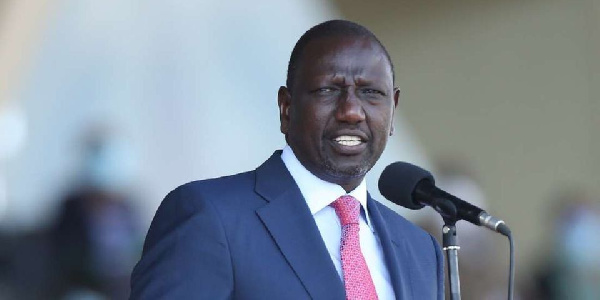 No dollar, no problem: Kenya now buying fuel in local currency – President Ruto