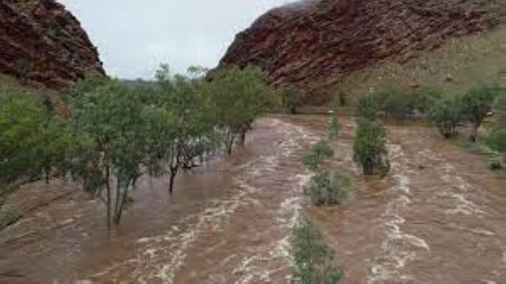 Tropical Cyclone Ilsa Prompts Flood Warning For Australian Outback