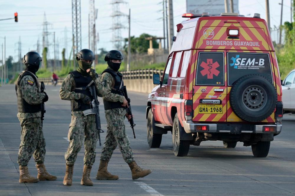 Ecuadorian port city suffers series of bomb attacks