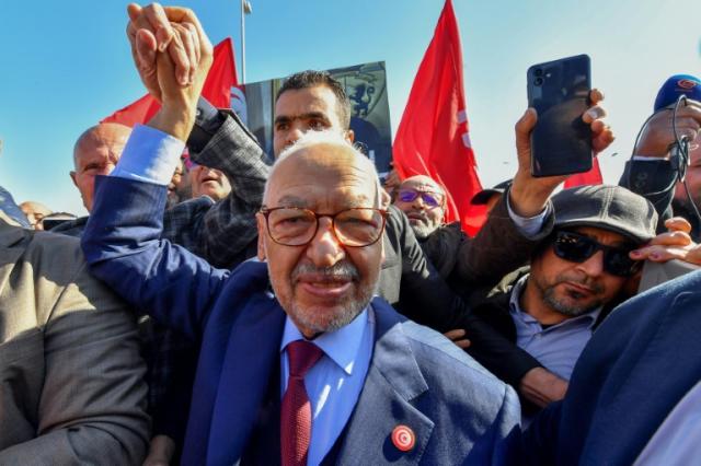 Tunisia police arrest head of opposition party Ennahdha