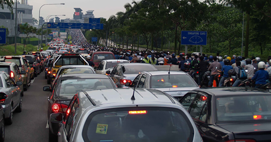 Heavy traffic expected at Singapore-Malaysia land checkpoints during upcoming Muslim Syawal Festivities weekend