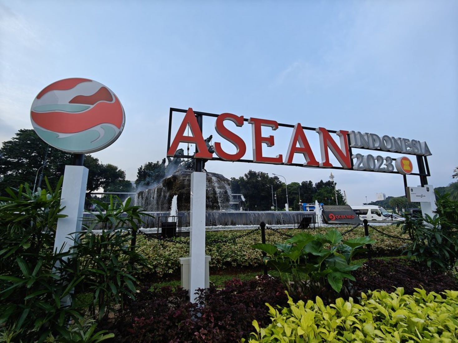 42nd ASEAN Summit Opened, Highlighting ASEAN Centrality, Economic Growth