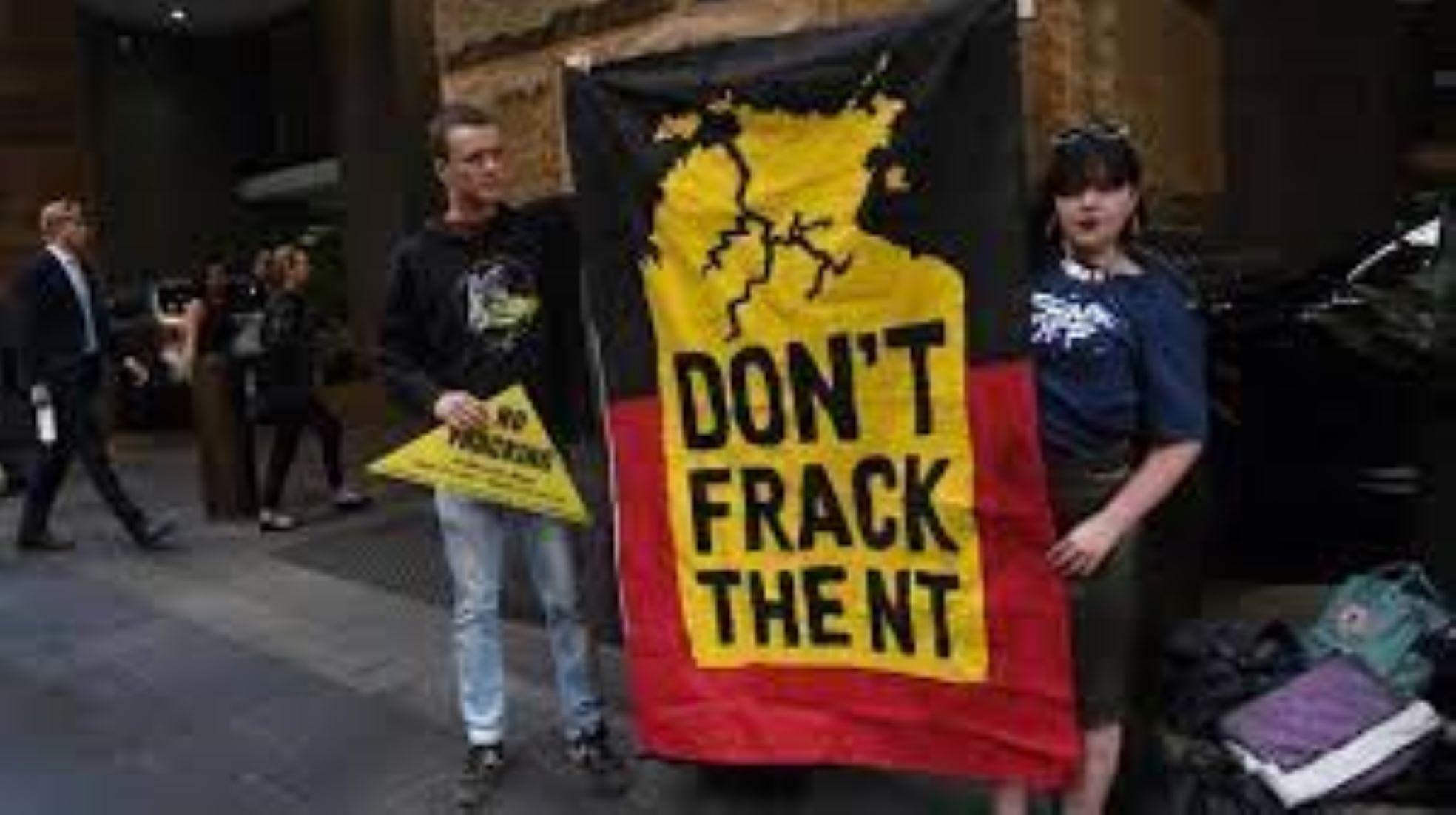 Scientists Call For Fracking Ban In Northern Australia