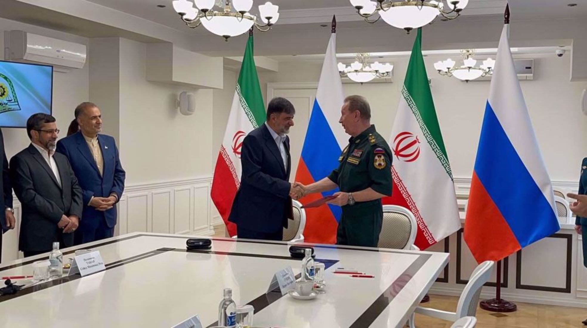 Iranian Police, Russian National Guard Sign MoU On Security Cooperation