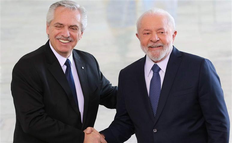 Lula promises Fernandez to resume strategic alliance with Argentina