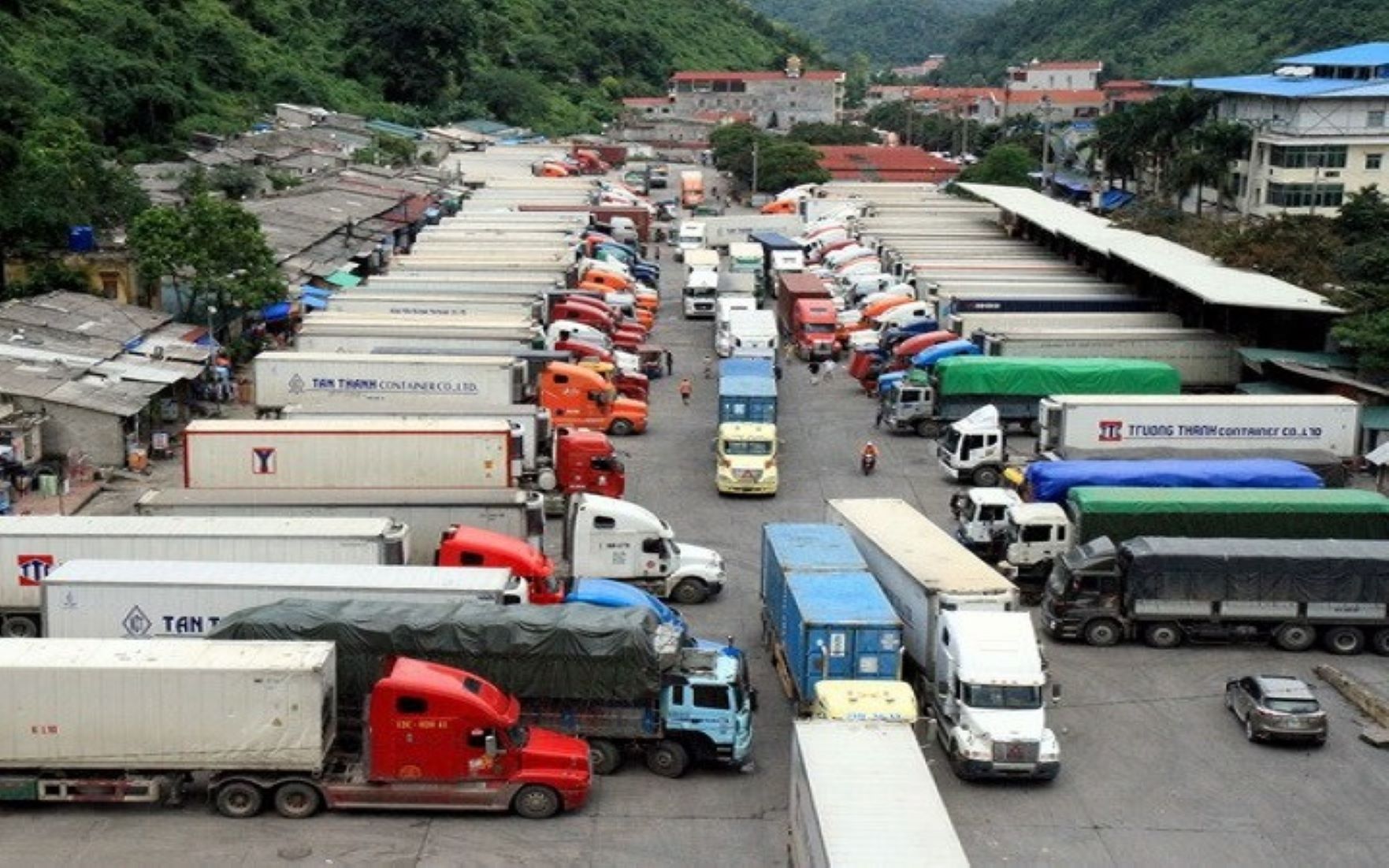 Vietnam’s Exports Pinched By High Logistics Cost