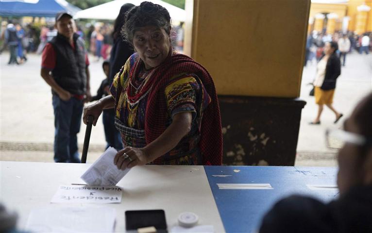 Guatemala: Early vote count for presidential election gives no indication of leaders