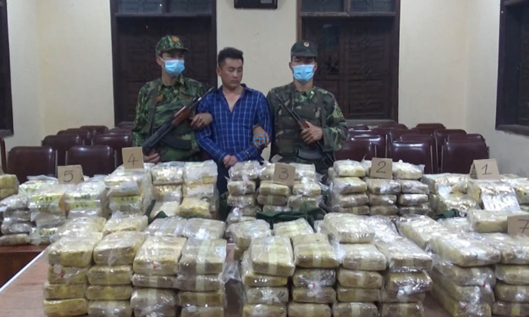 Vietnam Police Seized Large Quantity Of Synthetic Drugs