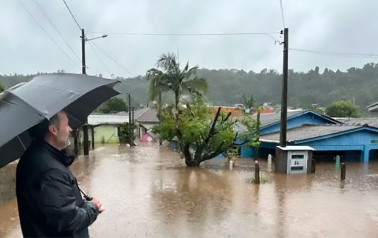 Brazil: Rio Grande do Sul death toll updated to 16 due to extratropical cyclone