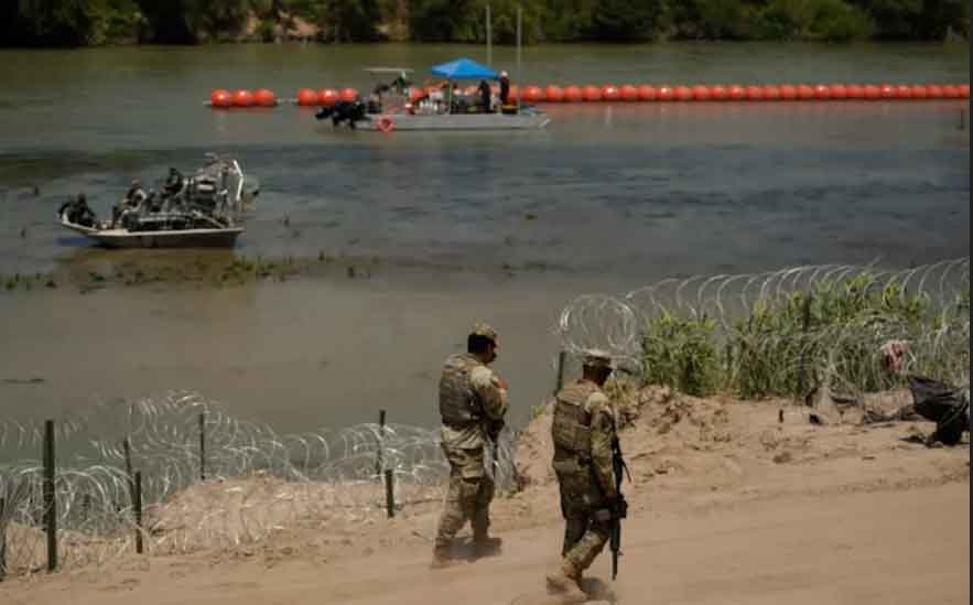 Illegal immigrants: Buoys placed by Texas government in Rio Bravo violates Water Treaty