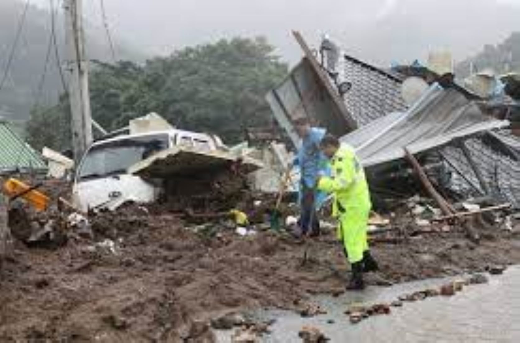 Death Toll From S. Korea’s Torrential Rains Rose To 33, 10 Missing