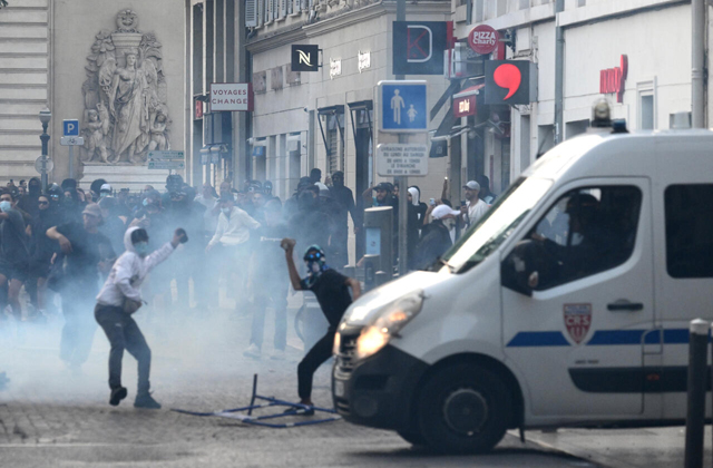 Update: Hundreds more arrested in France unrest but violence ‘less intense’