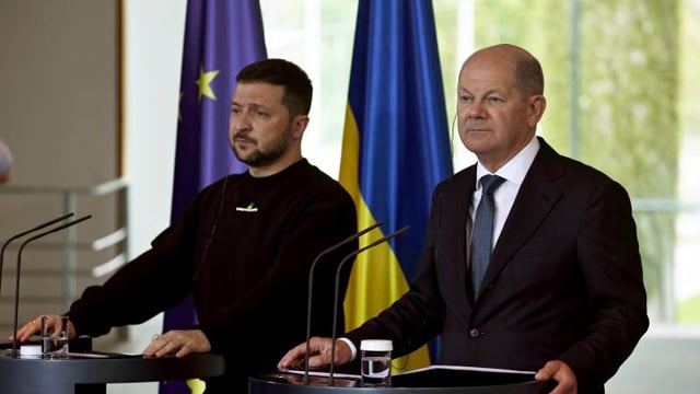 Scholz, Zelensky urge extension of Ukraine grain export deal