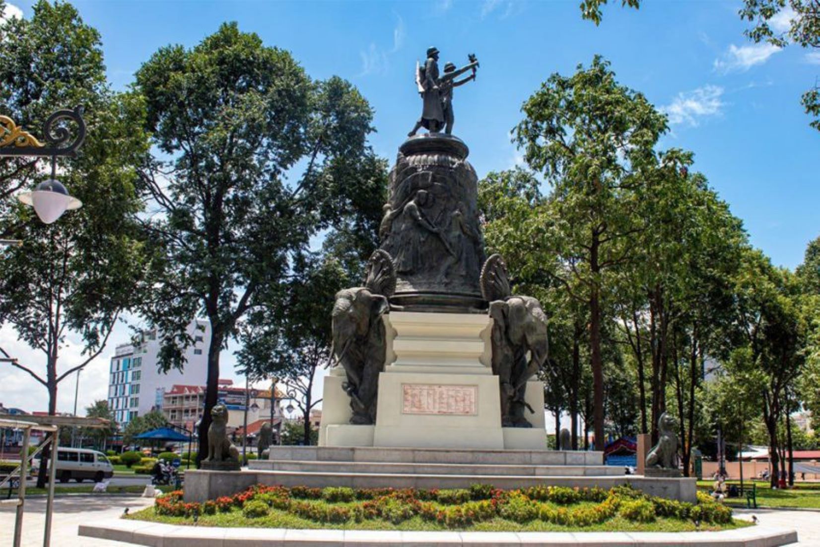 Cambodia Unveils World War I Memorial For Fallen Soldiers