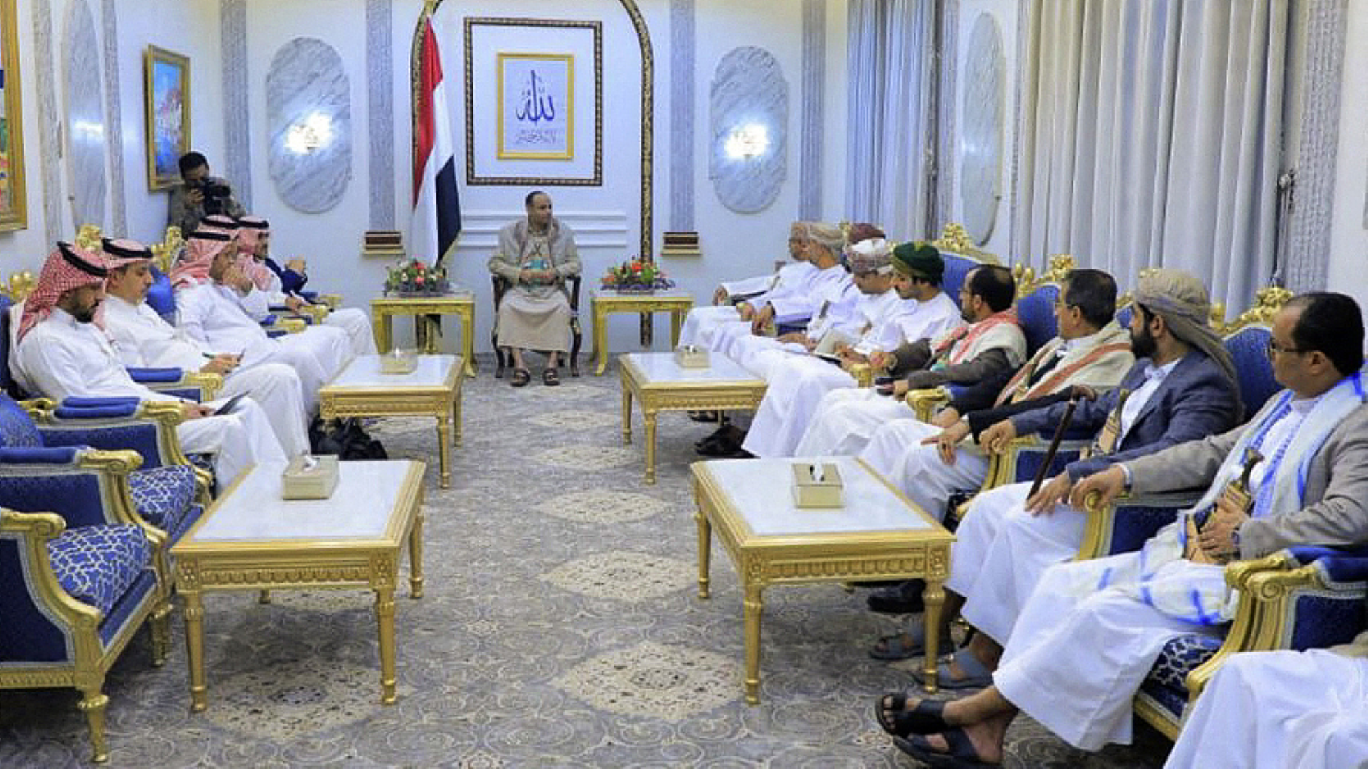 Omani Delegation To Hold Cease-Fire Talks With Yemen’s Houthis In Sanaa