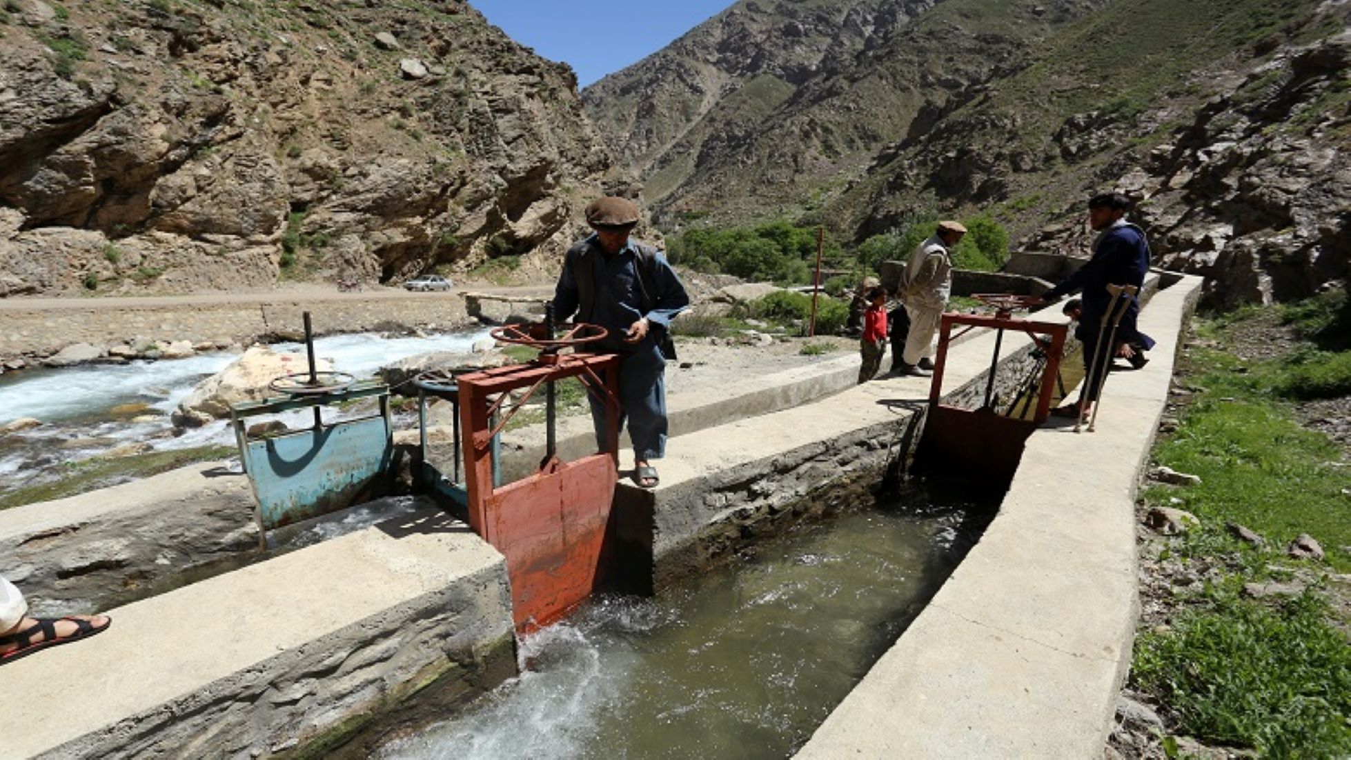 98 World Bank-Funded Projects Started In East Afghanistan